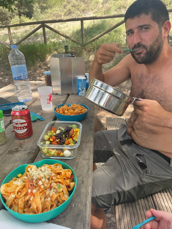 Buena comida en la furgoneta